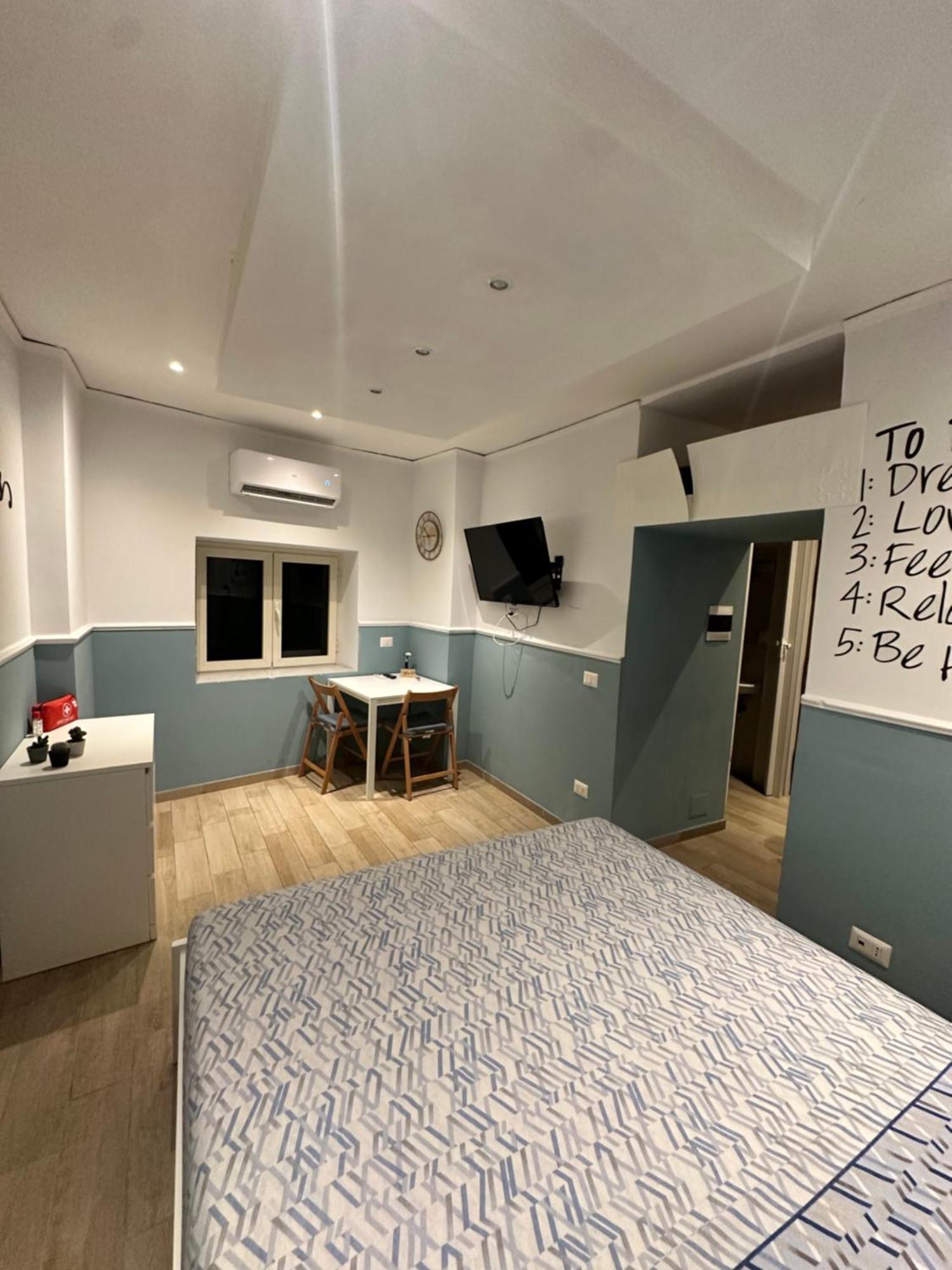 Pazz House Apartment Naples Luaran gambar